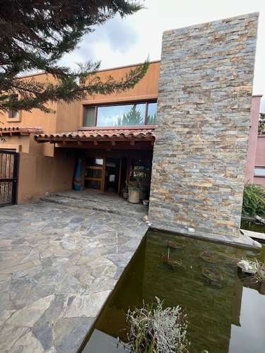 Casa LOS BOSQUES DE CHICUREO
