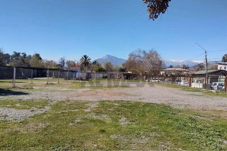 Terreno para desarrollo en el centro de buin