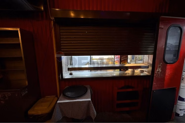 Restaurante-bar con patente turismo | 225 m2 - Imagen 15