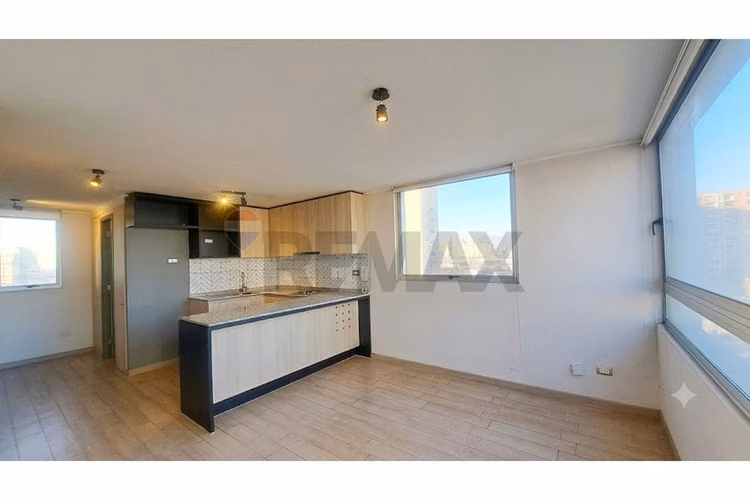 Amplio estudio metro gruta lourdes. acepta ofertas - Imagen 3