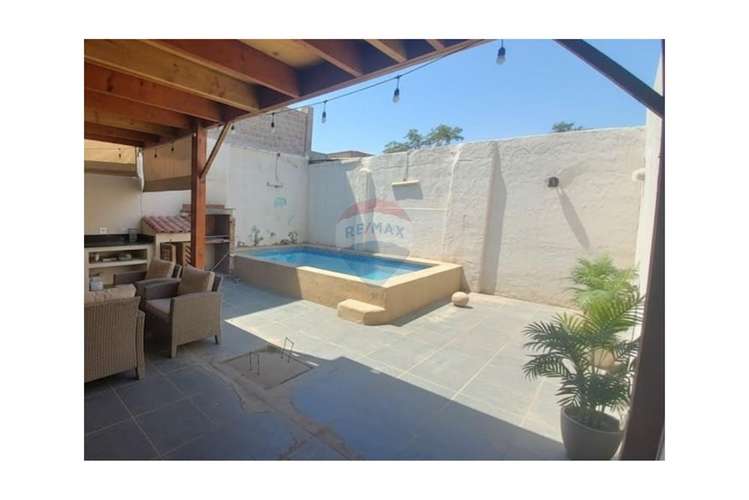 Propiedad uso mixto: oficina+bodega+vivienda+metro