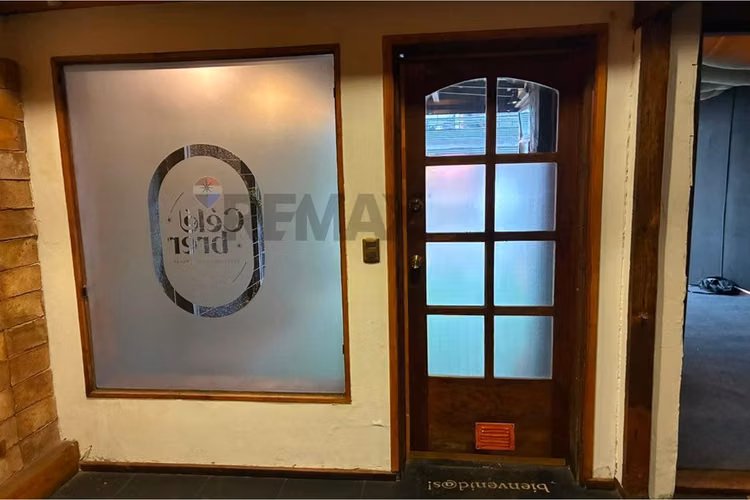 Local comercial en arriendo en calle brasil pucón - Imagen 9