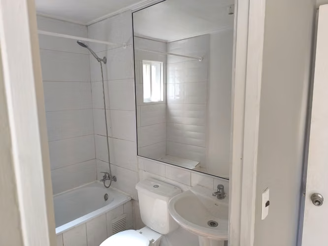 OPORTUNIDAD HERMOSA CASA EN PARQUE FUNDADORES - Imagen 12