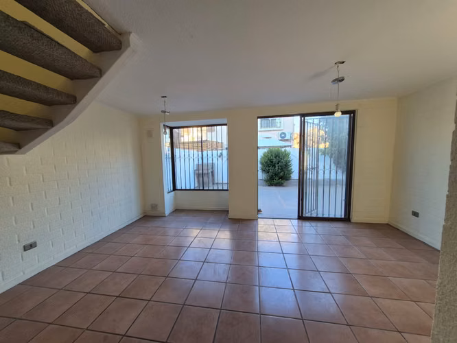 VIVE EN UN ENTORNO SEGURO CASA FAMILIAR DE 4 DORMITORIOS - Imagen 11