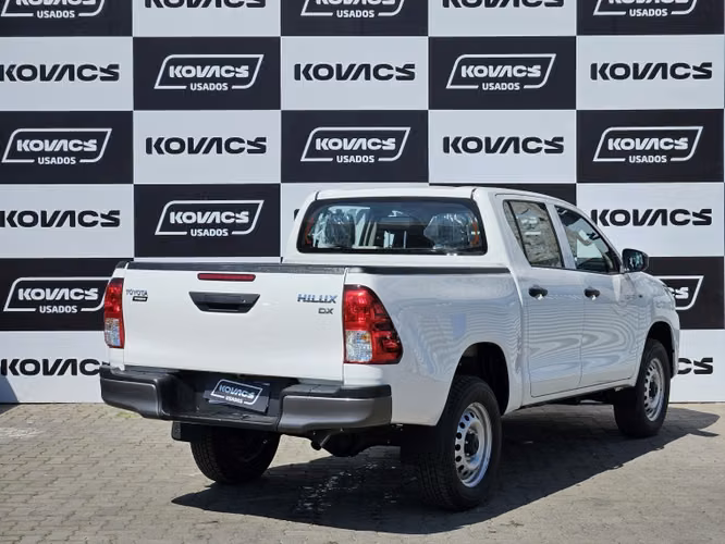 Toyota Hilux 2.4 Dx Tm 2026 - Imagen 4