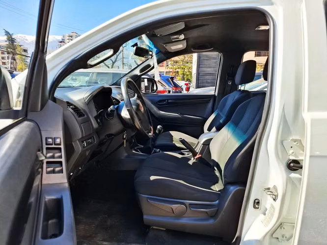CHEVROLET D-MAX 2021 - Imagen 27