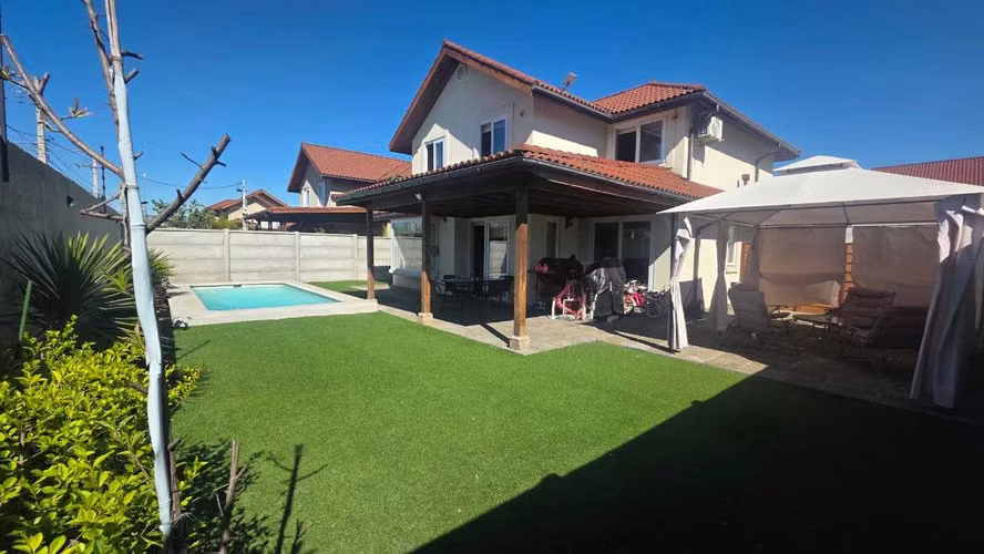 Amplia Casa en Condominio Estancia Las Rastras (183024) - Imagen 4