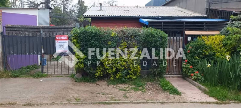 Casa en venta de 2 Dorm. 1 Baño, en La Florida