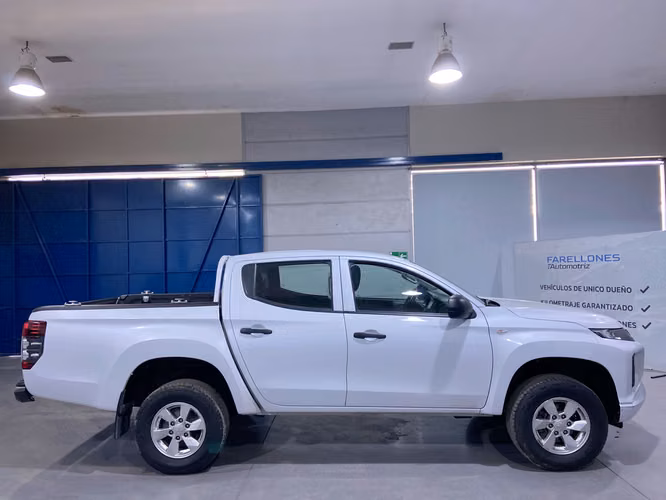 L200 WORK CR 4X2 RRRD62-SANTIAGO - Imagen 5