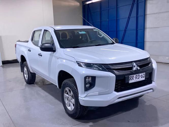 L200 WORK CR 4X2 RRRD62-SANTIAGO - Imagen 6