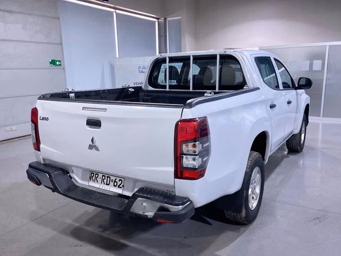 L200 WORK CR 4X2 RRRD62-SANTIAGO - Imagen 4