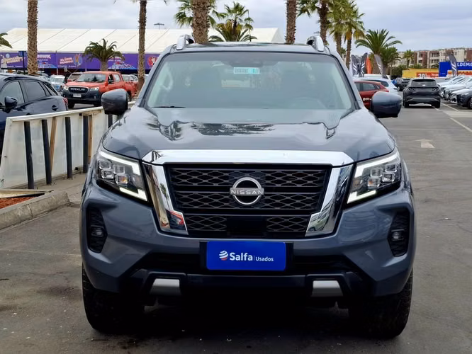 Nissan Navara 2.3 4X4 DOB.CAB. AT 2024 - Imagen 2
