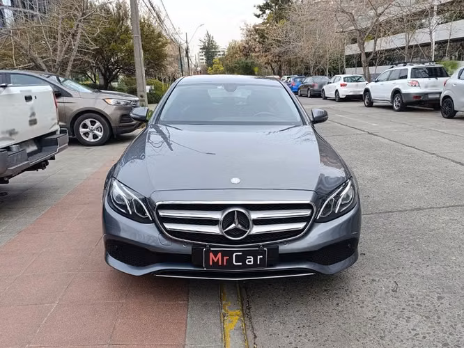 MERCEDES BENZ E 220 D - 2017 | 2626