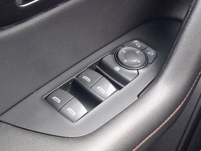 Chevrolet Blazer 3.6L RS AWD K AT 5P 2023 - Imagen 18