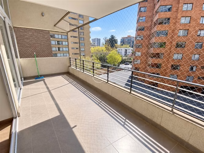 Departamento en venta de 3 dorm. en Las Condes - Imagen 5