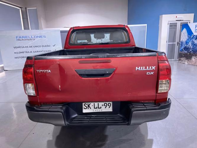 HILUX DX 4X4 SKLL99-SANTIAGO - Imagen 4