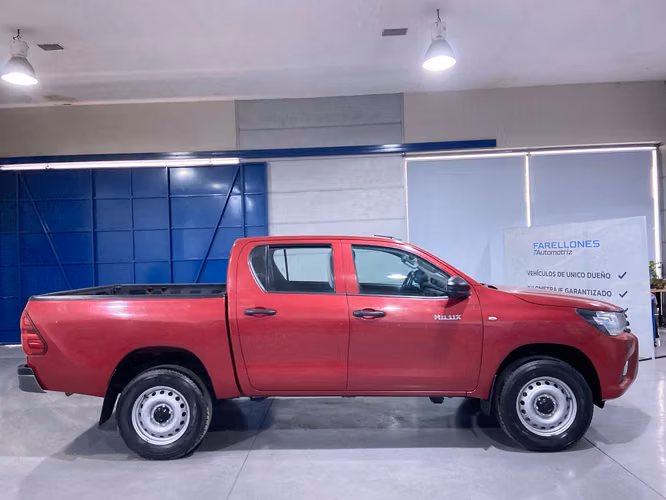 HILUX DX 4X4 SKLL99-SANTIAGO - Imagen 7