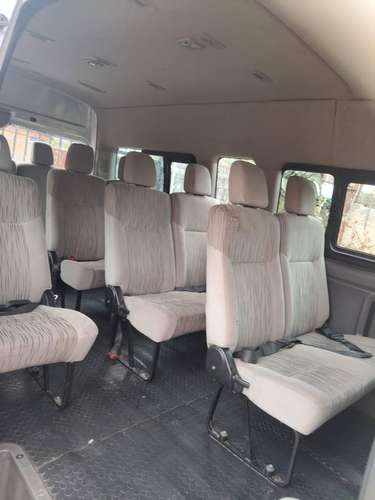 Vendo Nissan NV350 por no uso