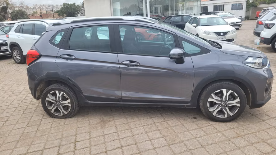 Honda WR V EX 1.5 FULL MEC. 1.5 • 4x2 • Mecánica • 2019