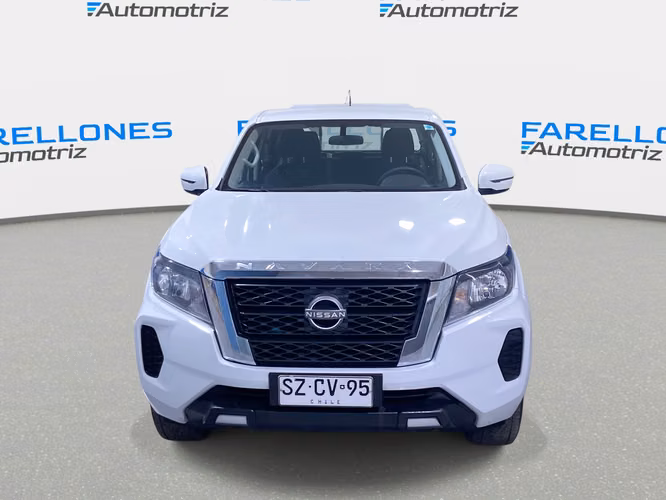 NAVARA SE 4X2 SZCV95-SANTIAGO - Imagen 7