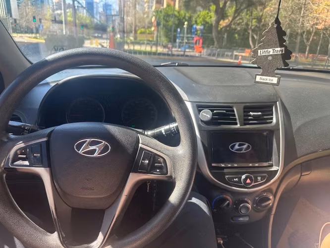 Hyundai Accent 2016 1.4 | 2 Dueños | 122.000 km | - Imagen 5