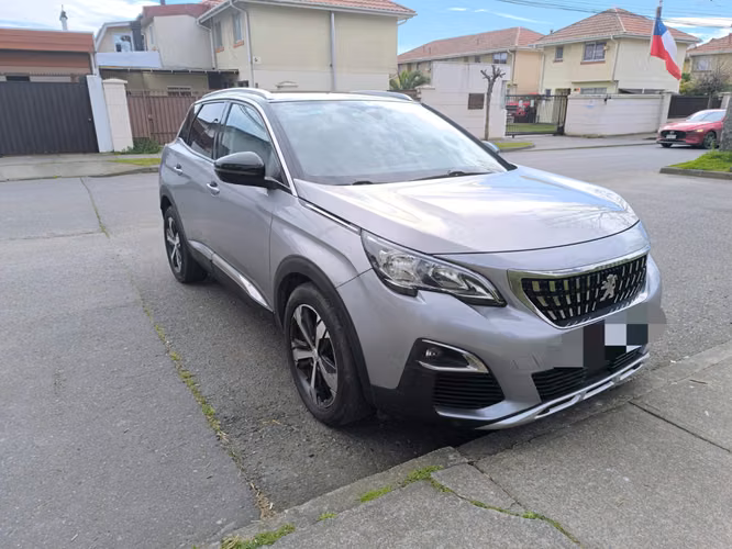Peugeot 3008 Allure. Año 2019. Diesel 1.6 - Imagen 4
