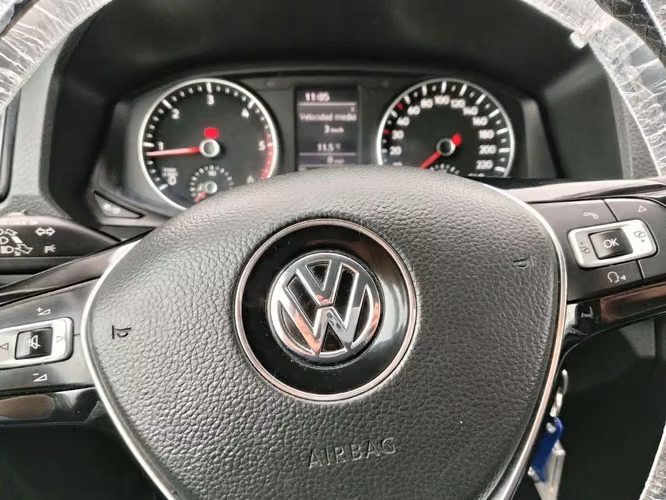VOLKSWAGEN AMAROK 2023 - Imagen 6