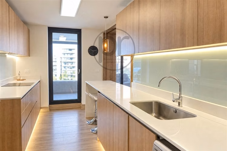 Venta El Golf, Moderno, 3 dorm, estar, cocina semi-integrada - Imagen 28