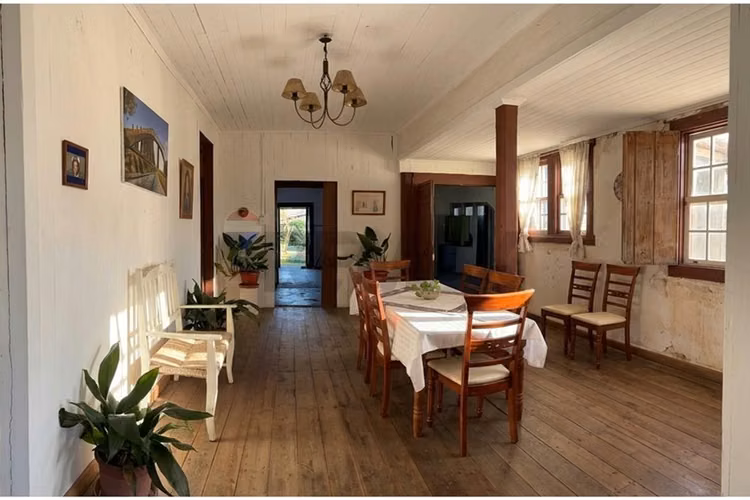 Se vende casona esquina patrimonial
