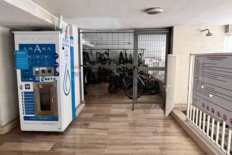 A pasos de metro moneda y paseo bulnes! - Imagen 15