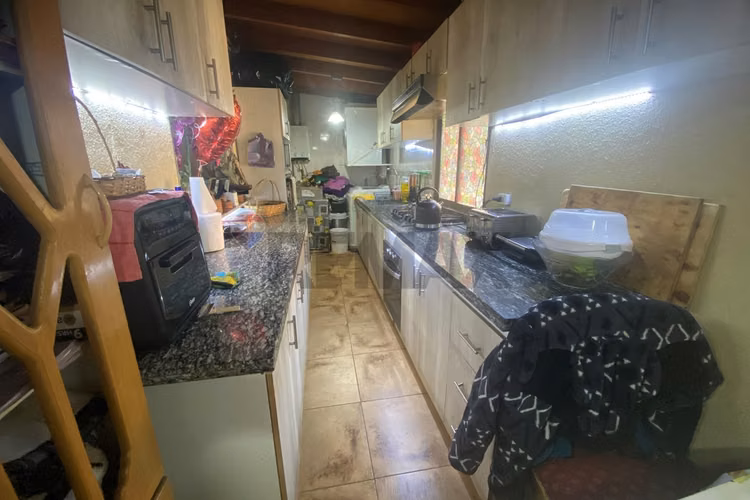 Departamento duplex piso 1 cerro navia. 3d+1b+1e