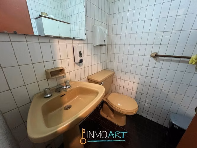 Oficina o local comercial en arriendo en centro de Temuco