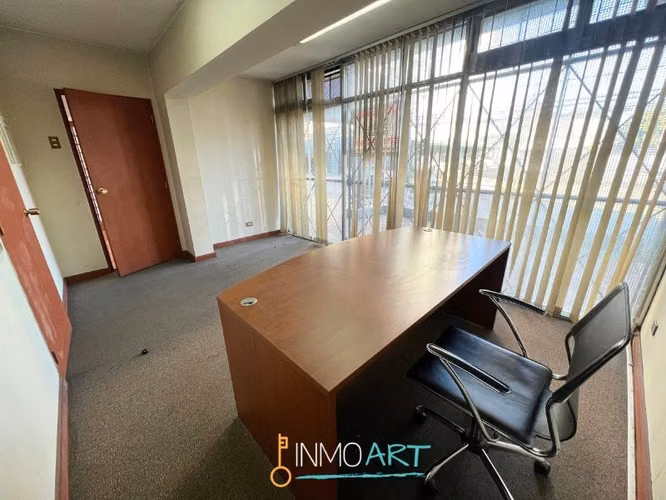 Oficina o local comercial en arriendo en centro de Temuco