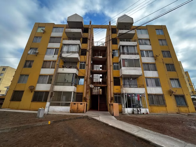 SE VENDE DPTO. EN NORA IGLESIAS MIRADOR DEL PACIFICO