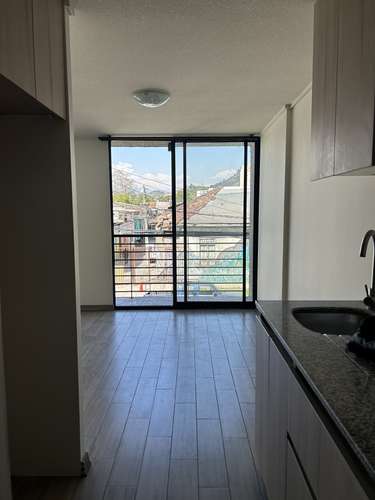 Arriendo Dpto Tipo Estudio Metro Hospitales, Independencia