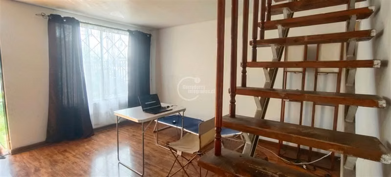 Casa con jardín y gran potencial en Macul 3D + 2B - Imagen 4