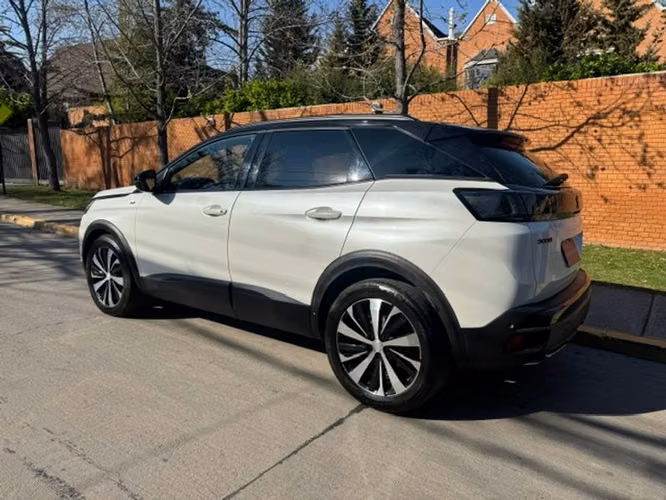 PEUGEOT 3008 GT LINE PURETECH - 2025 | 4665 - Imagen 18