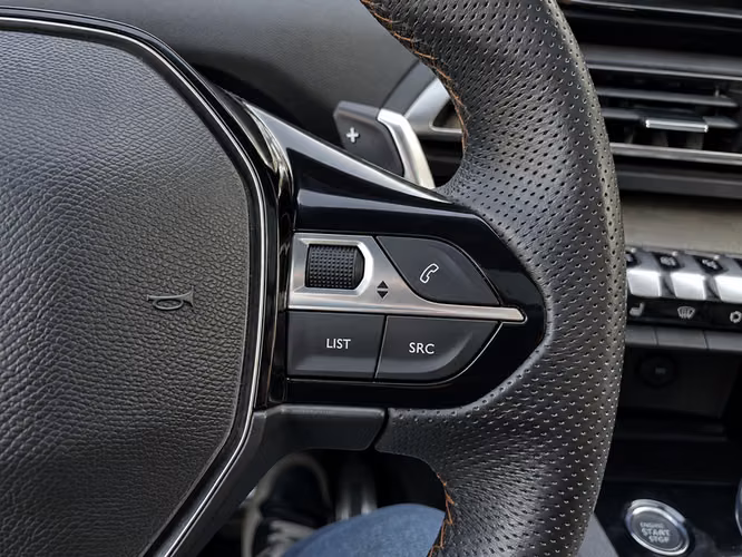 PEUGEOT 5008 ACTIVE - 2023 | 4664 - Imagen 16