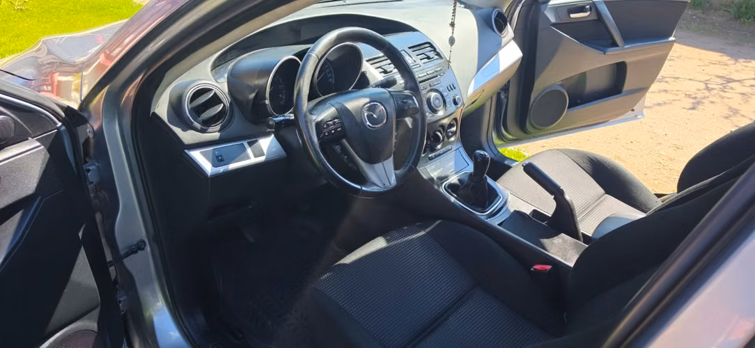 Mazda 3 - Imagen 7