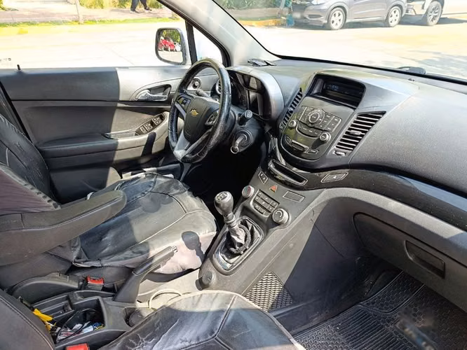 CHEVROLET ORLANDO LS 2.0LD 6MT - 2016 | 2595 - Imagen 16