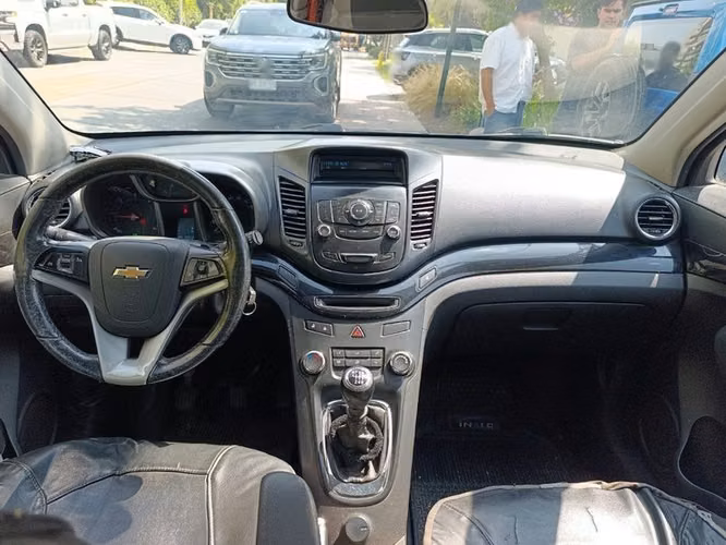 CHEVROLET ORLANDO LS 2.0LD 6MT - 2016 | 2595 - Imagen 11
