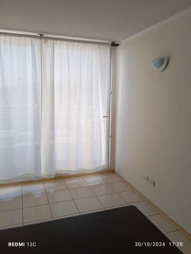 Departamento de 1 Dormitorio - 1 baño - Bodega – A Pasos de Metro Parque O'Higgins - Imagen 2