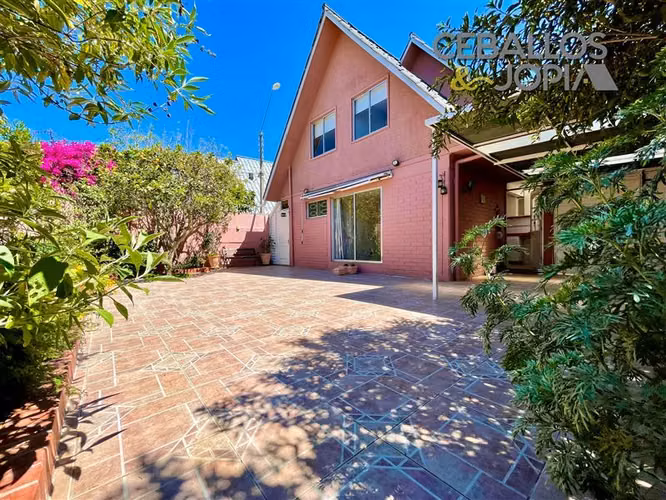 Casa en arriendo de 3 dorm. en Quilpué