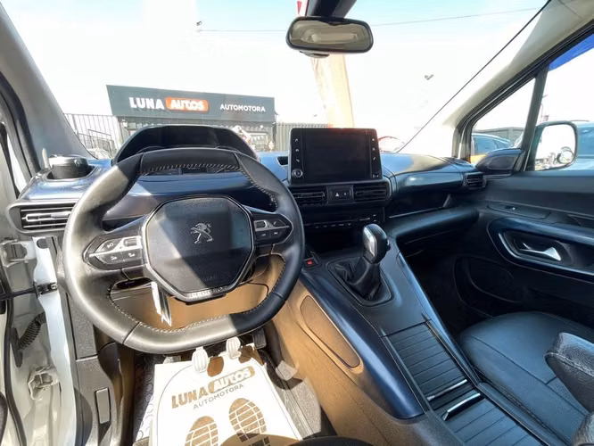 PEUGEOT RIFTER 2021 - Imagen 7
