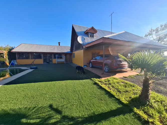 EN ARRIENDO HERMOSA CASA EN PARCELA – CAMINO SAN BERNARDO, CHILLÁN - Imagen 2