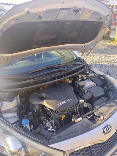 Kia Cerato 2015 - Imagen 5