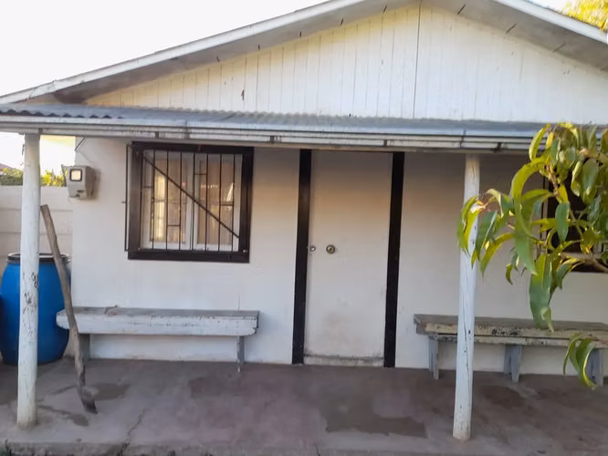 Casa En Sector Residencial Cercana A Ruta N°78