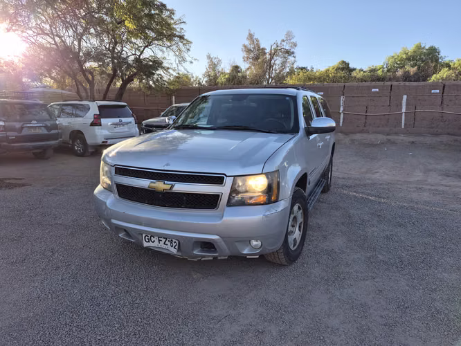 Chevrolet Suburban 2014