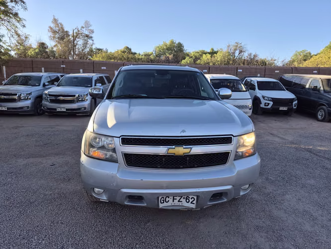 Chevrolet Suburban 2014