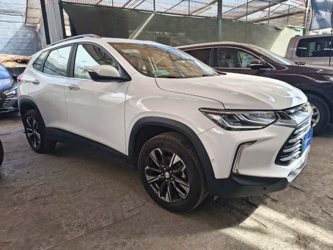 Chevrolet Tracker 1.2T PREMIER AT S 2025 - Imagen 2